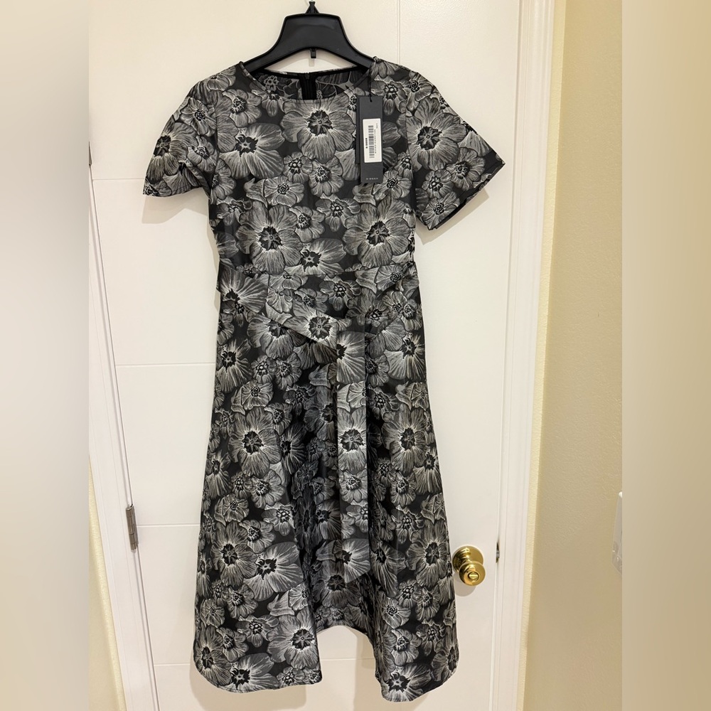 Chic Black and Gray Floral Midi Dress
